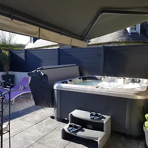  Hébergement de vacances Merlin Privatif Et Sauna
